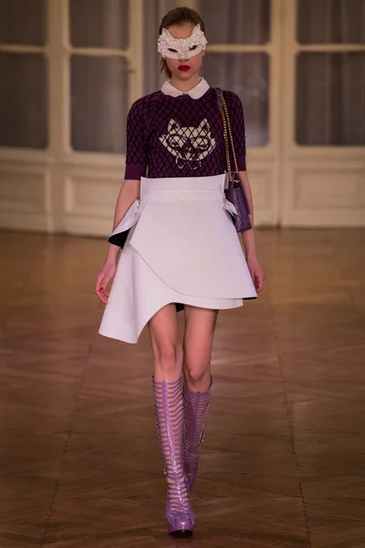 Look 22